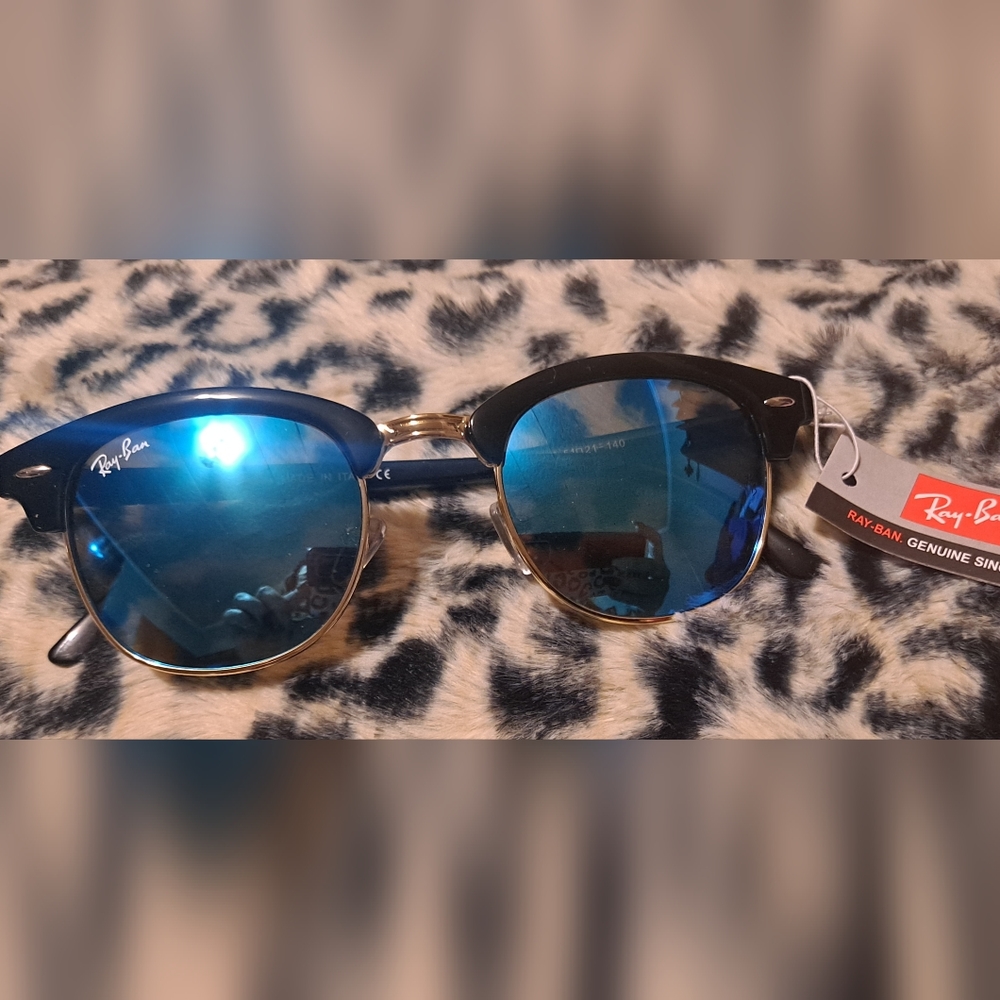 Ray Ban Clubmaster Sunglasses Black Blue lenses